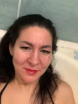 Snapshot of Tina_Moretti chatting on March 16, 6:44 pm Tina Moretti online show from March 16, 6:44 pm