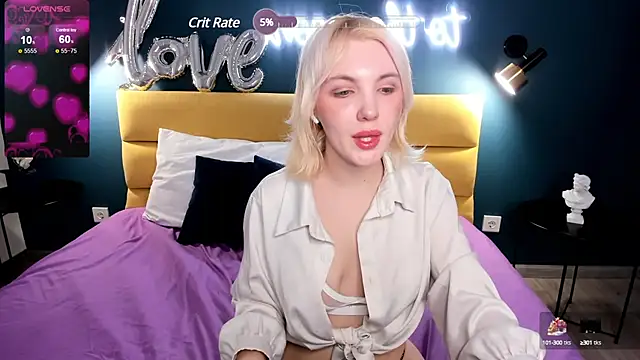 Fluffy Monica online show from March 11, 3:59 am