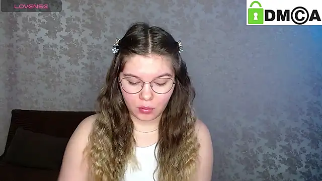 Snapshot of holy_michela chatting on January 29, 6:33 am holy michela online show from January 29, 6:33 am