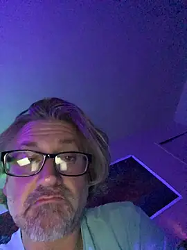 onlym4m online show from October 25, 4:13 pm