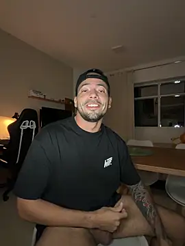 Kaueleon online show from April 20, 3:53 am