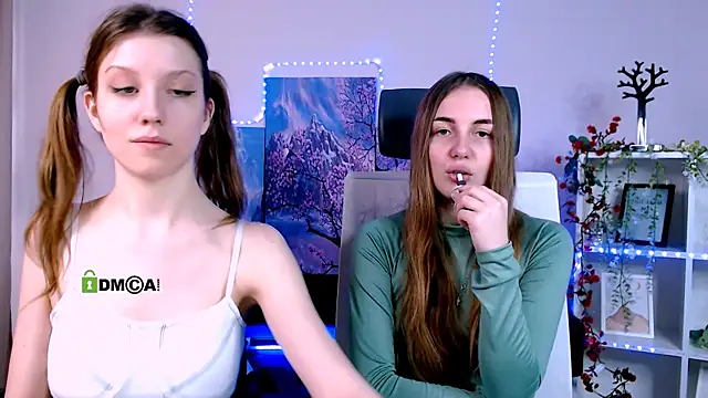 amelia gold1 online show from January 22, 1:42 pm