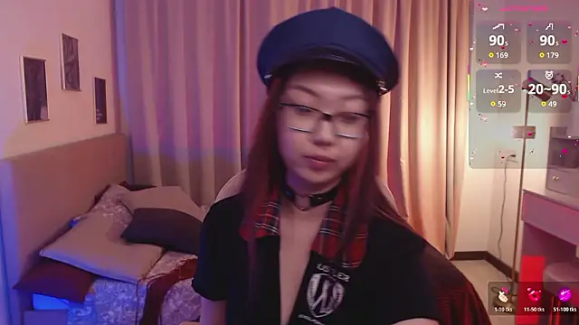 Snapshot of Marine_Vact chatting on February 7, 2:10 pm Marine Vact online show from February 7, 2:10 pm