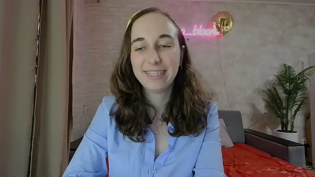 Anika bloom online show from March 4, 8:13 am