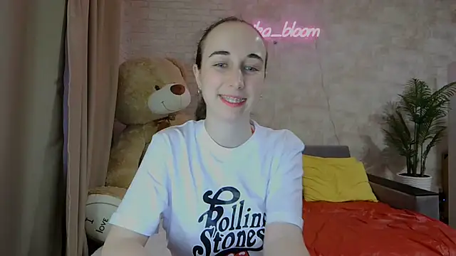 Anika bloom online show from March 21, 4:49 am