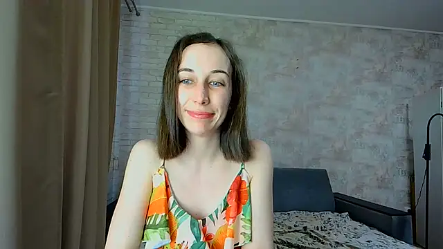 Snapshot of Anika_bloom chatting on July 6, 2:25 pm Anika bloom online show from July 6, 2:25 pm