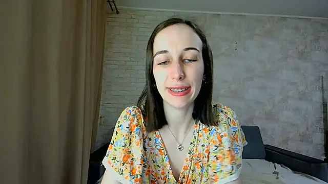 Snapshot of Anika_bloom chatting on July 19, 1:42 am Anika bloom online show from July 19, 1:42 am