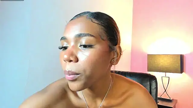 Lily Miiller online show from February 7, 6:03 am