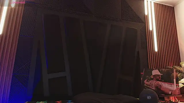 JeanColleman online show from March 20, 11:20 pm