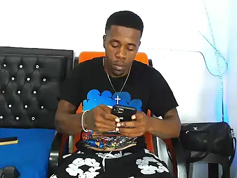 Damian hart 24CM online show from November 12, 2:12 am