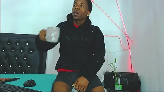 Damian hart 24CM online show from April 4, 9:40 am