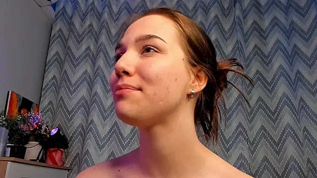 Snapshot of Tate_Angel chatting on January 26, 9:18 pm Tate Angel online show from January 26, 9:18 pm