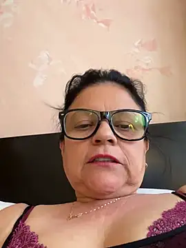 Sharongirl07 online show from March 7, 6:00 pm