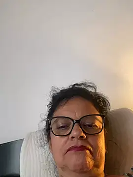 Sharongirl07 online show from July 13, 9:50 pm
