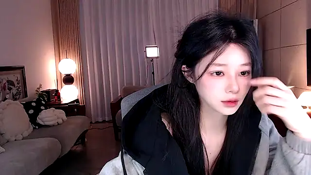 sweateanv  online show from March 17, 2:27 am