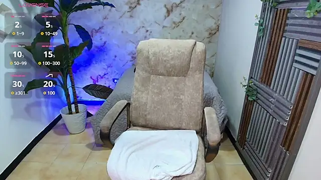 jennaa milf  online show from February 7, 7:39 pm