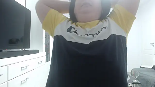 Amandamuller1982 online show from February 5, 9:40 pm