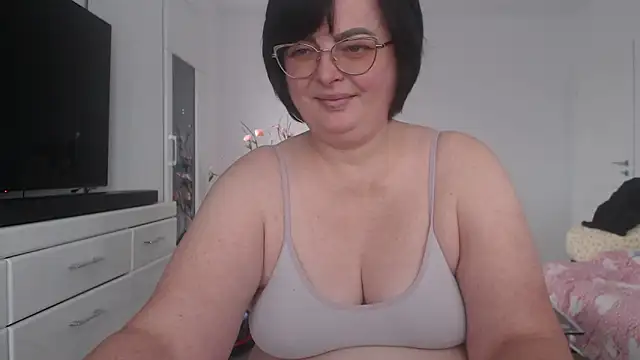 Amandamuller1982 online show from February 28, 8:09 am