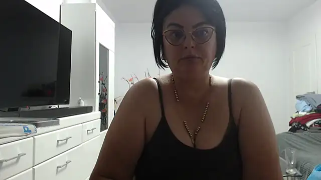 Amandamuller1982 online show from September 10, 12:43 am