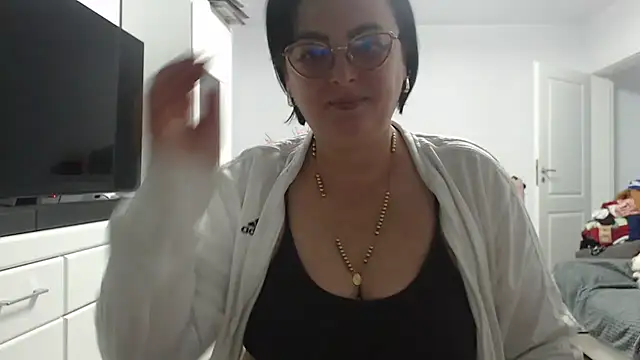 Amandamuller1982 online show from November 2, 3:47 pm