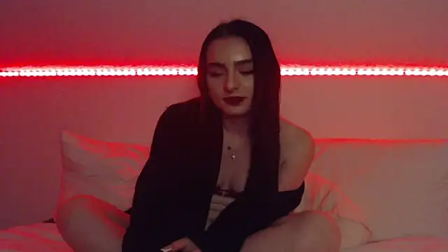 Snapshot of AdelinaAlia chatting on February 23, 2:40 am AdelinaAlia online show from February 23, 2:40 am