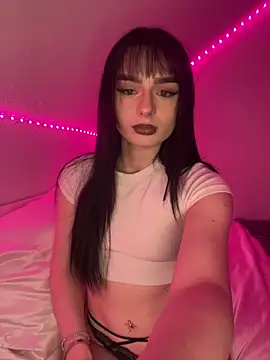 Snapshot of AdelinaAlia chatting on March 2, 9:54 pm AdelinaAlia online show from March 2, 9:54 pm