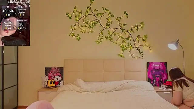 CookyDaisy online show from March 30, 9:05 pm