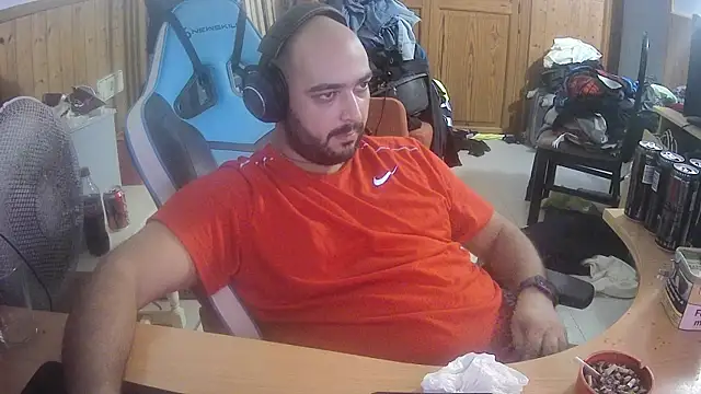 chicomallorca96 online show from October 14, 5:47 pm