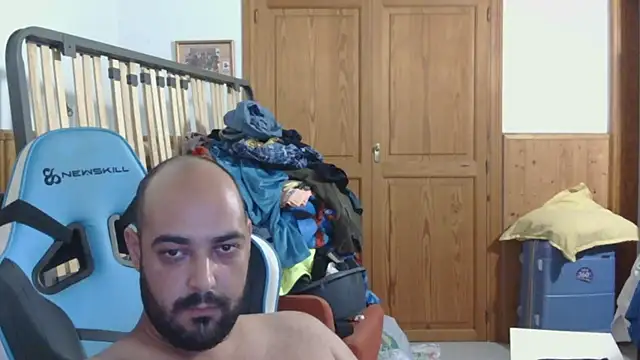 Snapshot of chicomallorca96 chatting on July 14, 3:51 pm chicomallorca96 online show from July 14, 3:51 pm