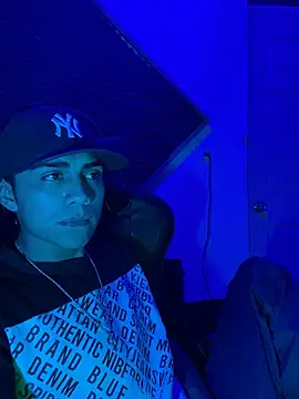 SkinnyHot444 online show from February 16, 9:59 am