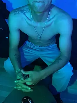 SkinnyHot444 online show from March 15, 1:07 pm