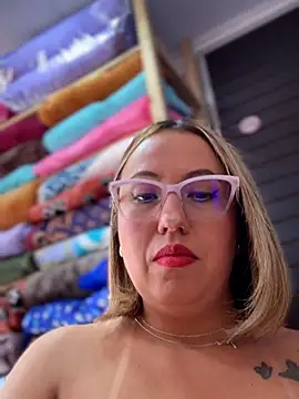 Snapshot of VIOLETA-25_ chatting on June 15, 4:09 pm VIOLETA-25 online show from June 15, 4:09 pm