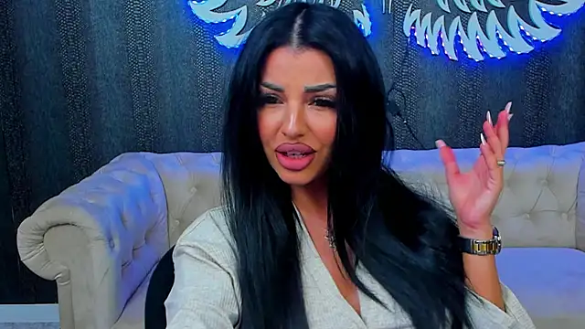 Snapshot of anemarieejolie chatting on March 7, 7:05 pm anemarieejolie online show from March 7, 7:05 pm