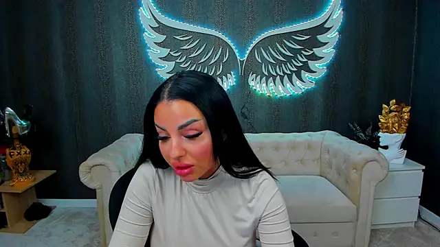 Snapshot of anemarieejolie chatting on March 22, 6:36 pm anemarieejolie online show from March 22, 6:36 pm