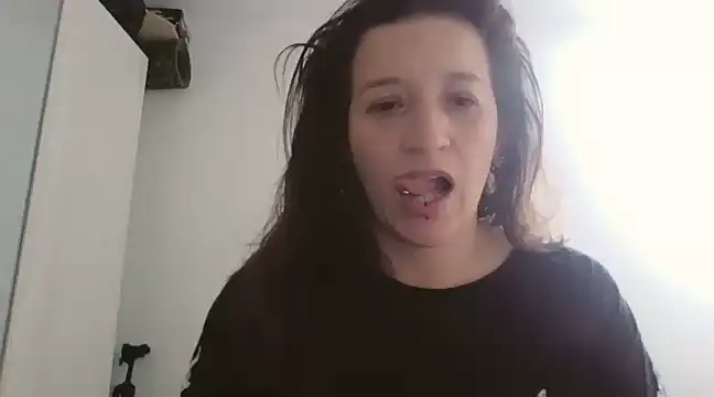 Snapshot of hanamy_joha chatting on January 2, 1:30 pm hanamy joha online show from January 2, 1:30 pm