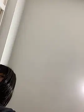 bonnie 18x online show from February 13, 12:32 pm