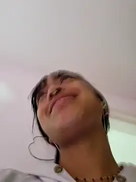 bonnie 18x online show from February 28, 1:14 pm