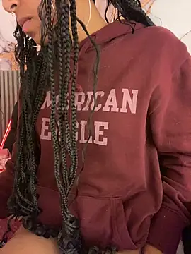 bonnie 18x online show from November 24, 11:48 pm