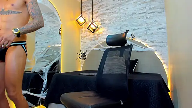 Aron Bolt online show from October 31, 12:33 am