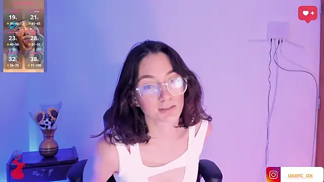 haanna thompsoon online show from December 27, 9:43 pm