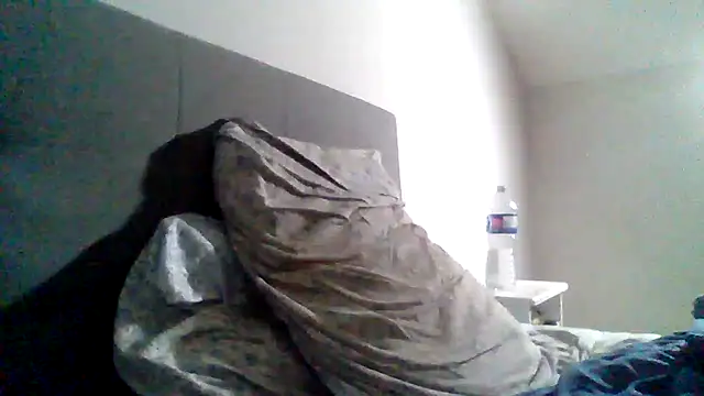 Snapshot of parkerxmuscle chatting on December 30, 4:42 am parkerxmuscle online show from December 30, 4:42 am