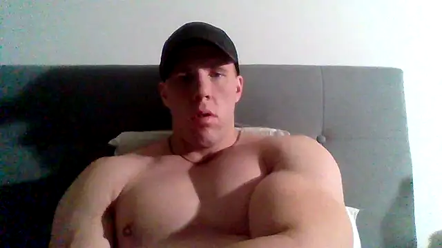 Snapshot of parkerxmuscle chatting on January 7, 12:41 pm parkerxmuscle online show from January 7, 12:41 pm
