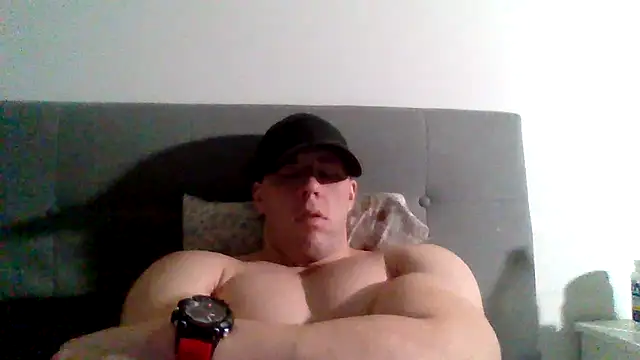 Snapshot of parkerxmuscle chatting on January 29, 12:56 pm parkerxmuscle online show from January 29, 12:56 pm