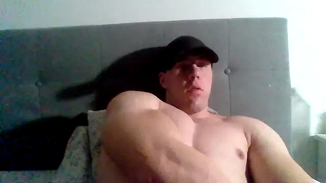 Snapshot of parkerxmuscle chatting on January 30, 12:16 pm parkerxmuscle online show from January 30, 12:16 pm