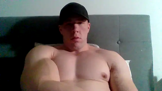 Snapshot of parkerxmuscle chatting on January 30, 6:43 pm parkerxmuscle online show from January 30, 6:43 pm