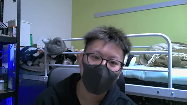 Snapshot of Owl1216 chatting on February 3, 3:38 pm Owl1216 online show from February 3, 3:38 pm