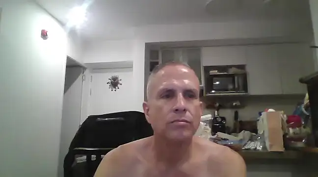 Diegoperrote682661 online show from February 25, 3:42 am