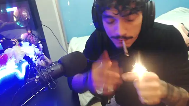 Badboyi1997 online show from February 15, 4:53 am