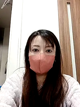 Snapshot of Mirika555 chatting on March 20, 1:57 am Mirika555 online show from March 20, 1:57 am