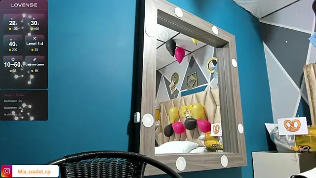 Mia scarlet69 online show from September 26, 12:20 pm